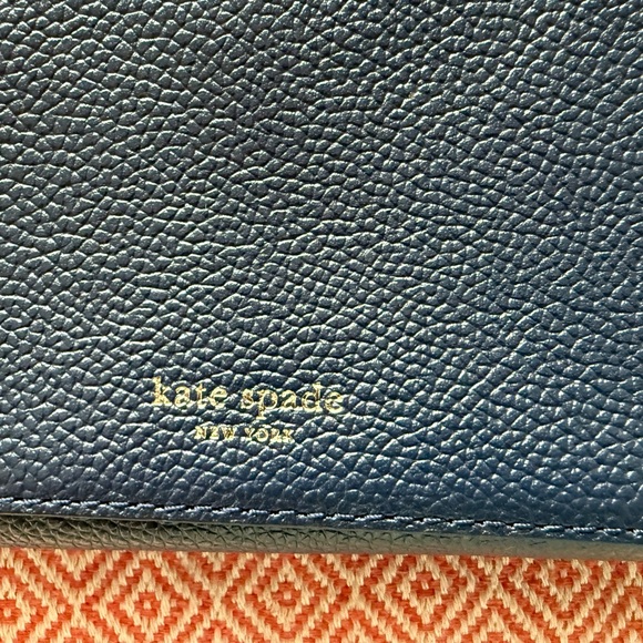 Kate Spade Chain Crossbody Bag with minor defects - Picture 4 of 7